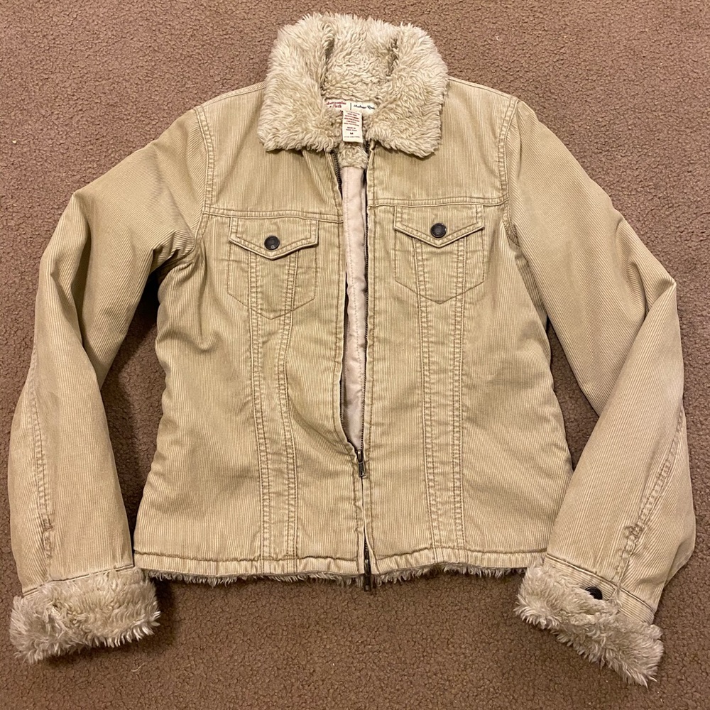 Cute corduroy jacket, lined on the inside